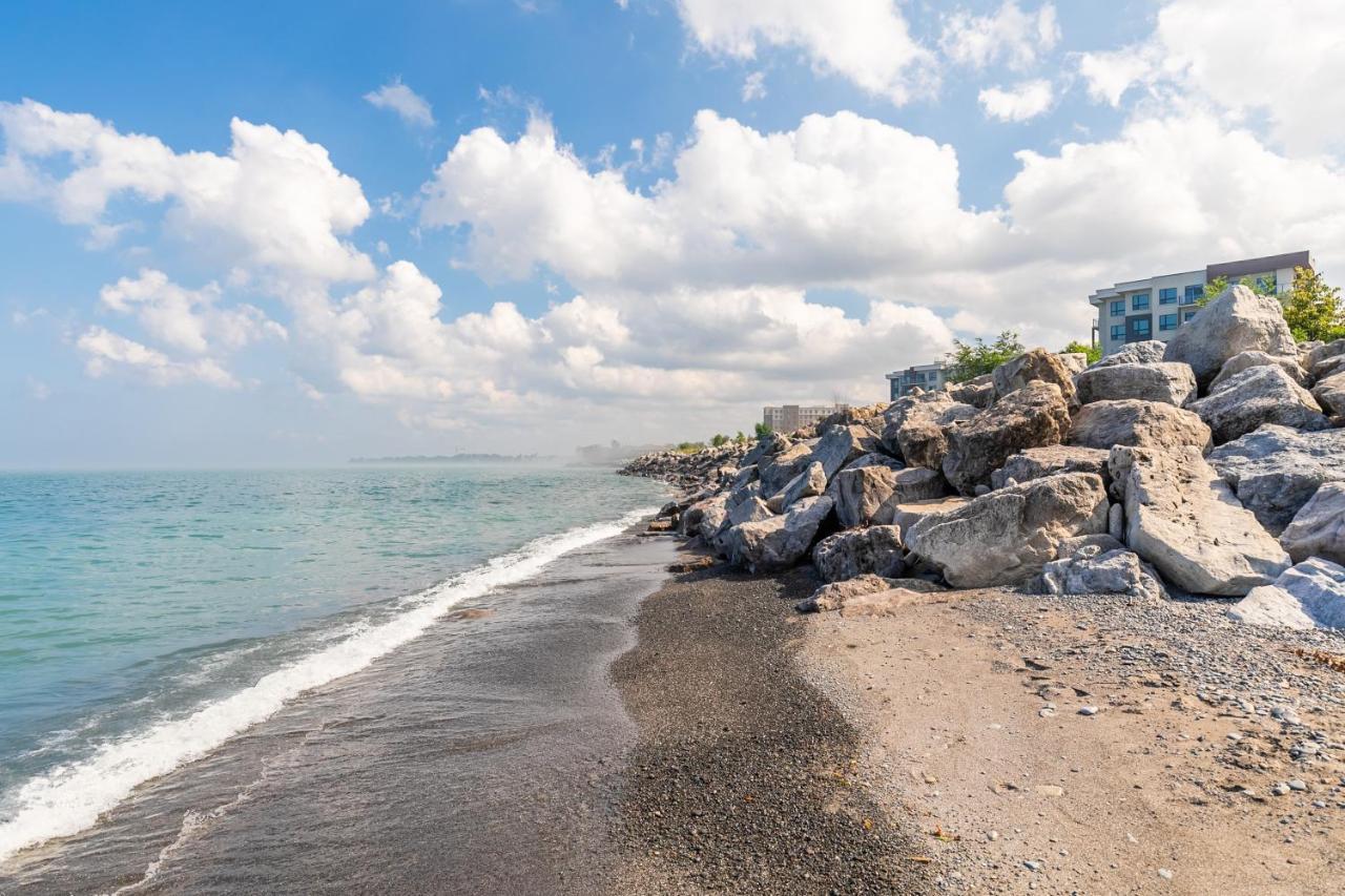 Globalstay Modern Townhomes In Lakeshore Steps To The Beach Χάμιλτον Εξωτερικό φωτογραφία