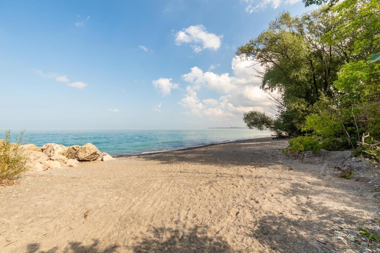 Globalstay Modern Townhomes In Lakeshore Steps To The Beach Χάμιλτον Εξωτερικό φωτογραφία