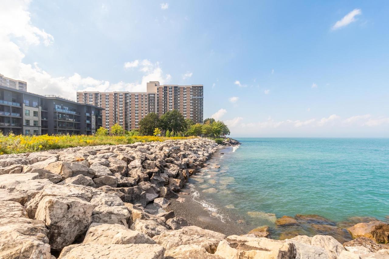 Globalstay Modern Townhomes In Lakeshore Steps To The Beach Χάμιλτον Εξωτερικό φωτογραφία