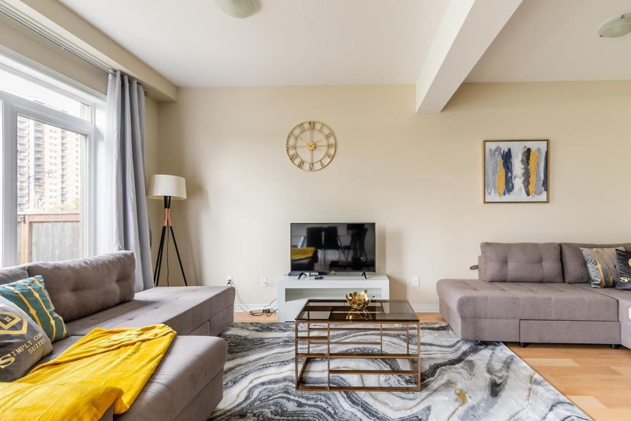 Globalstay Modern Townhomes In Lakeshore Steps To The Beach Χάμιλτον Εξωτερικό φωτογραφία